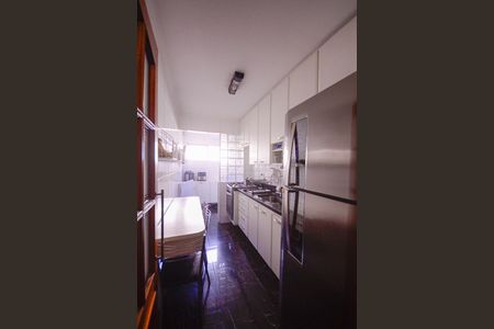 Apartamento à venda com 74m², 3 quartos e 1 vaga Apartamento à venda com 74m², 3 quartos e 1 vagaCozinha/Área de Serviço