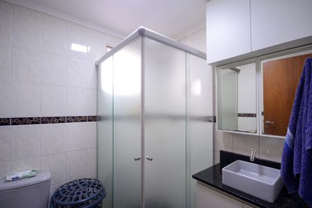 Apartamento à venda com 74m², 3 quartos e 1 vaga Apartamento à venda com 74m², 3 quartos e 1 vagaBanheiro Social