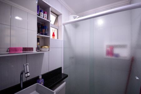 Apartamento à venda com 74m², 3 quartos e 1 vaga Apartamento à venda com 74m², 3 quartos e 1 vagaBanheiro da Suite
