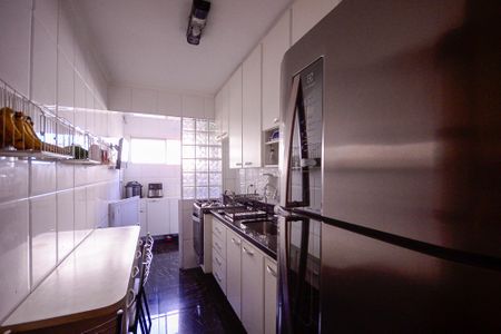 Apartamento à venda com 74m², 3 quartos e 1 vaga Apartamento à venda com 74m², 3 quartos e 1 vagaCozinha/Área de Serviço