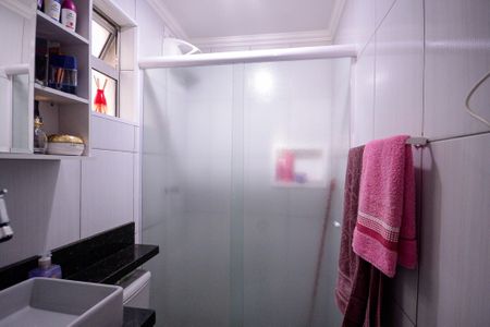 Apartamento à venda com 74m², 3 quartos e 1 vaga Apartamento à venda com 74m², 3 quartos e 1 vagaBanheiro da Suite