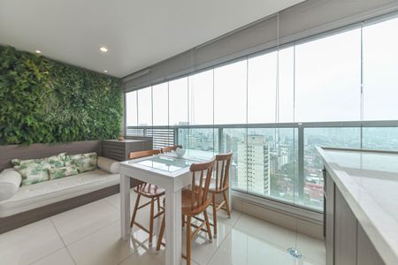 Apartamento para alugar com 33m², 1 quarto e 1 vaga Apartamento para alugar com 33m², 1 quarto e 1 vagaVaranda