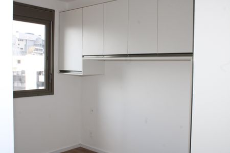 Apartamento para alugar com 65m², 2 quartos e 1 vagaquarto 2