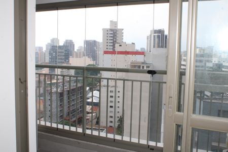 Apartamento para alugar com 65m², 2 quartos e 1 vagaVaranda