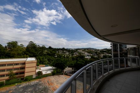 Apartamento para alugar com 90m², 2 quartos e 2 vagasVaranda