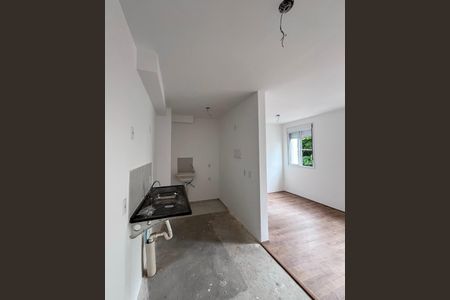 Apartamento à venda com 34m², 1 quarto e sem vaga Apartamento à venda com 34m², 1 quarto e sem vagaCozinha e Área de Serviço