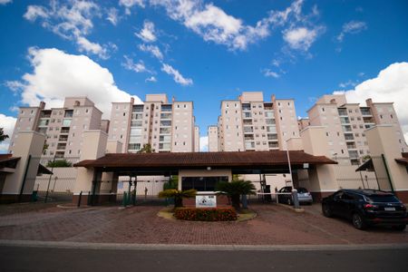 Apartamento para alugar com 62m², 2 quartos e 2 vagasFachada