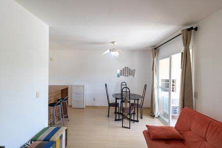 Salas de apartamento para alugar com 2 quartos, 62m² em Jardim São Vicente, Campinas