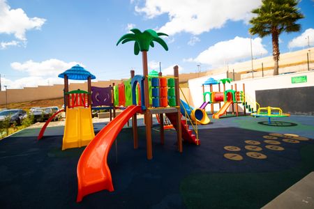 Apartamento para alugar com 62m², 2 quartos e 2 vagasÁrea comum - Playground