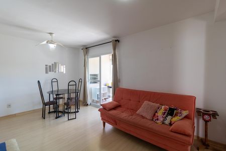 Apartamento para alugar com 62m², 2 quartos e 2 vagasSalas