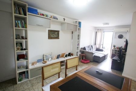 Sala de apartamento para alugar com 3 quartos, 92m² em Freguesia (jacarepaguá), Rio de Janeiro