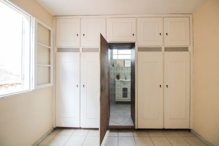 Casa à venda com 316m², 4 quartos e 3 vagasQuarto 1- Suite