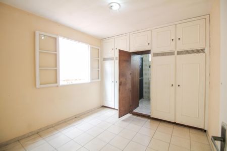 Casa à venda com 316m², 4 quartos e 3 vagasQuarto 1 - Suite