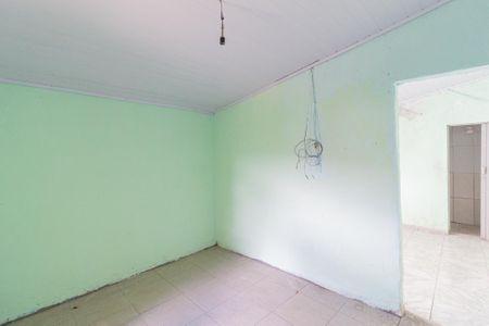 Quarto de casa para alugar com 1 quarto, 50m² em Jardim Angela Maria, Carapicuíba