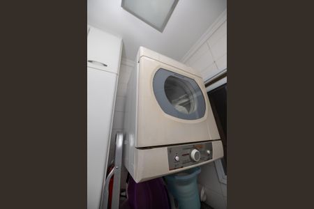 Apartamento à venda com 73m², 2 quartos e 1 vagaÁrea de Serviço