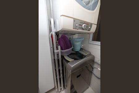 Apartamento à venda com 73m², 2 quartos e 1 vagaÁrea de Serviço