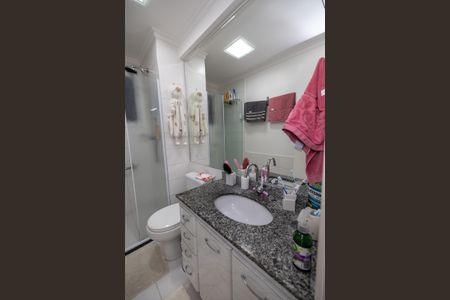 Apartamento à venda com 73m², 2 quartos e 1 vagaBanheiro da suite