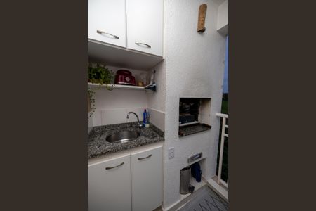 Varanda de apartamento à venda com 2 quartos, 73m² em Jardim Tupanci, Barueri