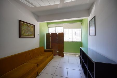 Sala de apartamento para alugar com 2 quartos, 55m² em Kobrasol, São José
