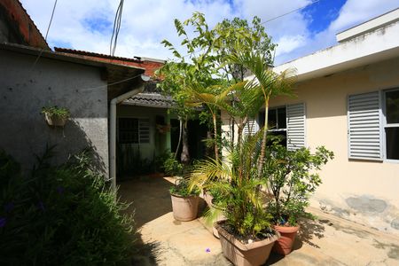 Casa à venda com 350m², 3 quartos e 6 vagasserviço