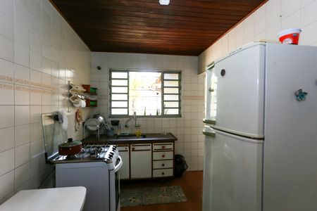 Casa à venda com 350m², 3 quartos e 6 vagascozinha