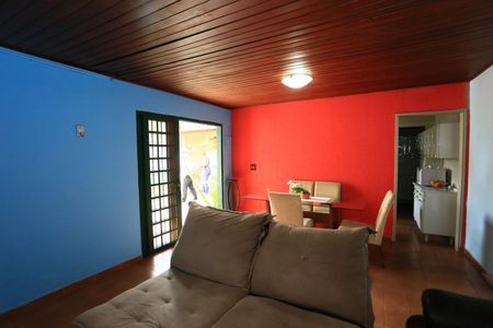 Sala  de casa à venda com 3 quartos, 350m² em Jardim Monte Kemel, São Paulo