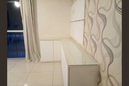 Apartamento à venda com 82m², 2 quartos e 1 vaga