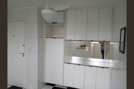 Apartamento à venda com 82m², 2 quartos e 1 vaga