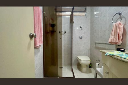 Apartamento à venda com 79m², 2 quartos e sem vagaBanheiro