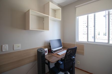 Quarto 2 de apartamento para alugar com 3 quartos, 57m² em Irajá, Rio de Janeiro