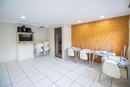Apartamento para alugar com 57m², 3 quartos e 1 vaga Apartamento para alugar com 57m², 3 quartos e 1 vagaÁrea comum - Salão de festas