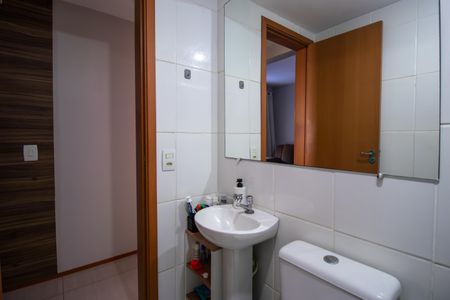 Apartamento para alugar com 57m², 3 quartos e 1 vaga Apartamento para alugar com 57m², 3 quartos e 1 vagaBanheiro