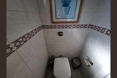 Casa à venda com 650m², 5 quartos e 3 vagasBanheiro 3
