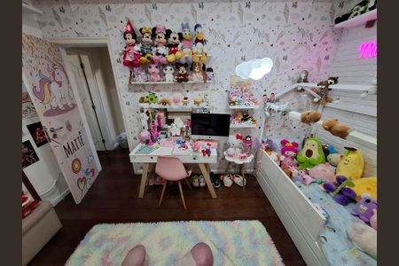 Casa à venda com 650m², 5 quartos e 3 vagas Casa à venda com 650m², 5 quartos e 3 vagasQuarto 3