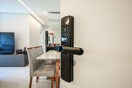 Fechadura Eletrônica de apartamento para alugar com 2 quartos, 64m² em Vila Andrade, São Paulo