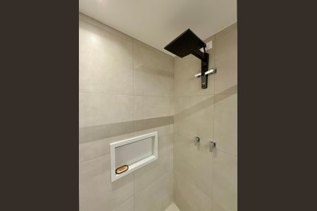 Studio para alugar com 25m², 0 quarto e sem vaga Studio para alugar com 25m², 0 quarto e sem vagaBanheiro