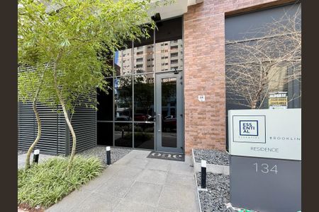 Studio para alugar com 25m², 0 quarto e sem vaga Studio para alugar com 25m², 0 quarto e sem vagaFachada