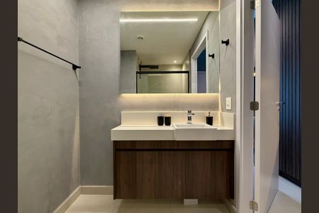 Studio para alugar com 25m², 0 quarto e sem vaga Studio para alugar com 25m², 0 quarto e sem vagaBanheiro