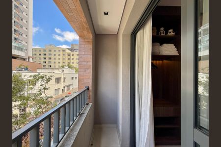 Studio para alugar com 25m², 0 quarto e sem vaga Studio para alugar com 25m², 0 quarto e sem vagaSacada