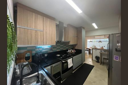 Casa à venda com 3 quartos, 350m² em Residencial Quatro (Alphaville), Santana de Parnaíba