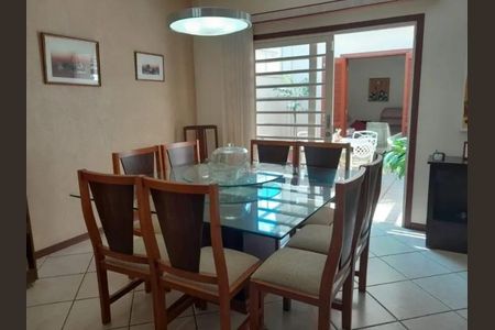 Casa para alugar com 2 quartos, 218m² em Jardim Guanabara, Campinas