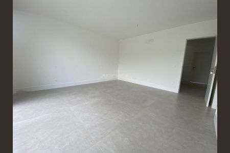 Casa à venda com 5 quartos, 440m² em Vargem Grande, Rio de Janeiro