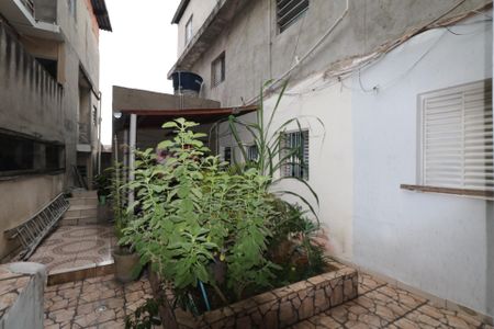 Casa à venda com 400m², 3 quartos e 2 vagas Casa à venda com 400m², 3 quartos e 2 vagasQuintal