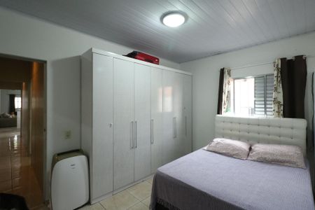 Casa à venda com 400m², 3 quartos e 2 vagas Casa à venda com 400m², 3 quartos e 2 vagasSuíte