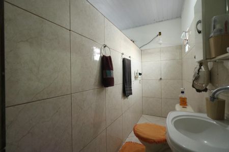 Casa à venda com 400m², 3 quartos e 2 vagas Casa à venda com 400m², 3 quartos e 2 vagasBanheiro da Suíte