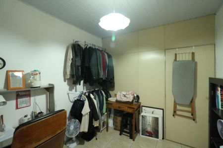 Casa à venda com 400m², 3 quartos e 2 vagas Casa à venda com 400m², 3 quartos e 2 vagasQuarto 2