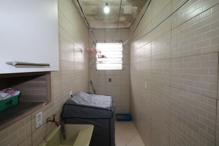 Casa à venda com 400m², 3 quartos e 2 vagas Casa à venda com 400m², 3 quartos e 2 vagasÁrea de Serviço