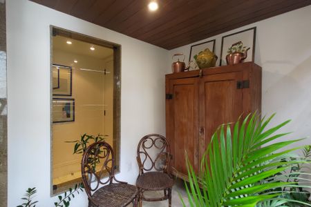 Apartamento à venda com 172m², 2 quartos e 3 vagasVaranda