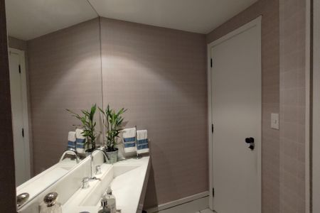 Apartamento à venda com 172m², 2 quartos e 3 vagasLavabo