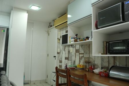 Apartamento à venda com 172m², 2 quartos e 3 vagasCozinha